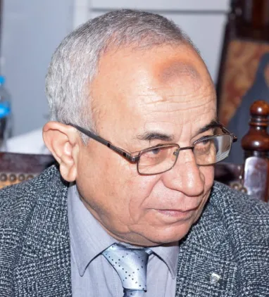 صورة عزام